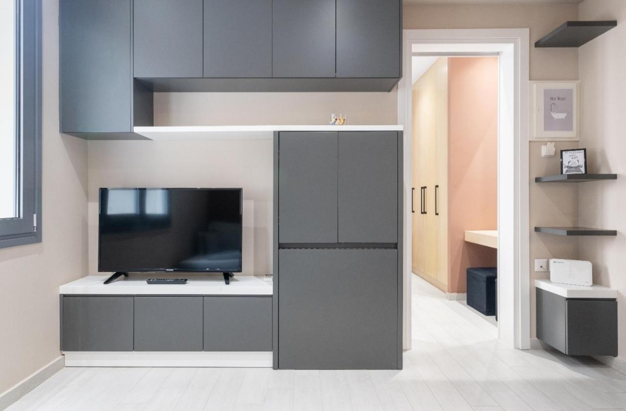 Athensis Apartments In Central Атина Екстериор снимка