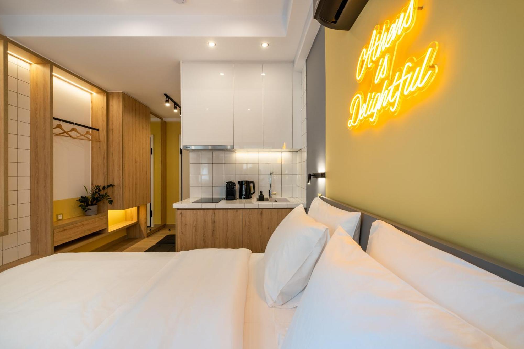 Athensis Apartments In Central Атина Екстериор снимка