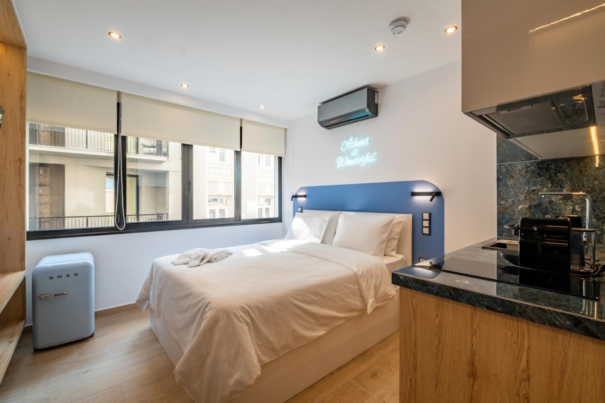 Athensis Apartments In Central Атина Екстериор снимка